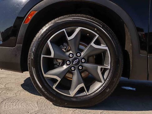 Used 2020 Chevrolet Blazer LT FWD image 11