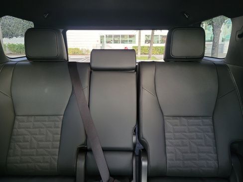 Used 2025 Toyota 4Runner Limited image 21