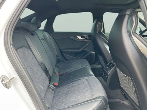 Used 2022 Audi S4 Premium Plus image 31