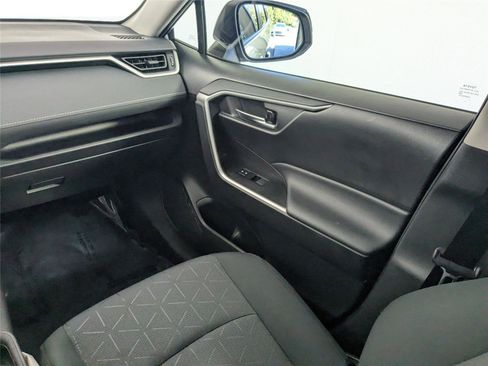 Certified 2021 Toyota RAV4 XLE image 9