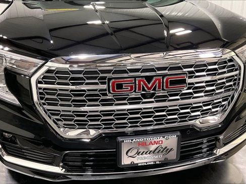 Used 2023 GMC Terrain Denali w/ Black Diamond Edition AWD/4WD image 30