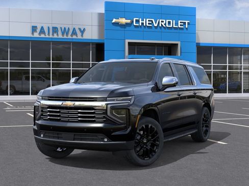 New 2026 Chevrolet Suburban Premier AWD/4WD image 6