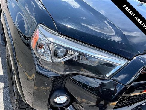 Used 2021 Toyota 4Runner SR5 RWD image 31