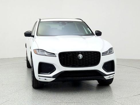 New 2026 Jaguar F-PACE R-Dynamic S image 2