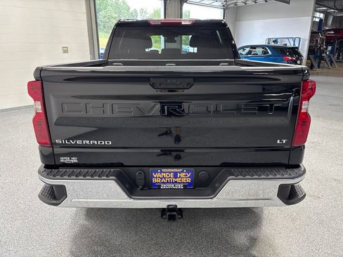 Used 2024 Chevrolet Silverado 1500 LT AWD/4WD image 6
