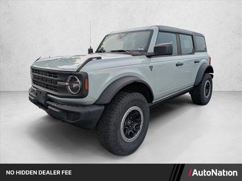 Used 2023 Ford Bronco 4-Door w/ Sasquatch Package AWD/4WD image 1