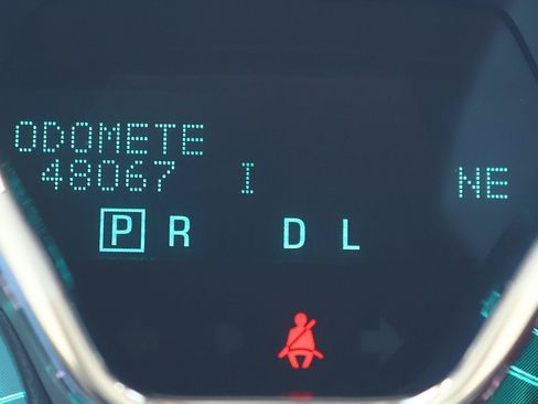 Used 2017 Chevrolet Traverse LT w/ Traveler's Package FWD image 26