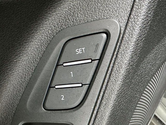 Used 2023 Audi Q3 2.0T Premium w/ Convenience Package AWD/4WD image 18