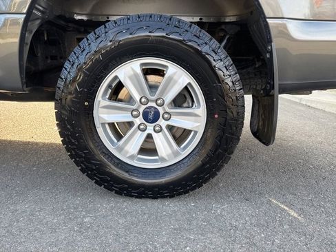Certified 2019 Ford F150 XLT image 10