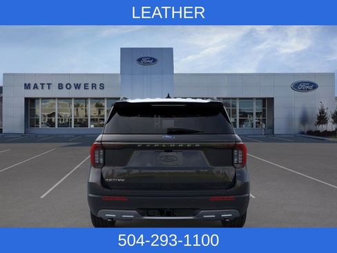 New 2026 Ford Explorer Active w/ Active Comfort Package image 5