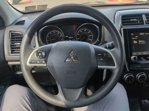 Used 2020 Mitsubishi Outlander Sport Black Edition image 15