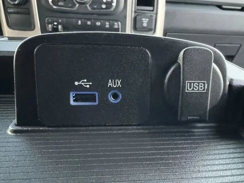 Used 2017 RAM 2500 Big Horn image 37