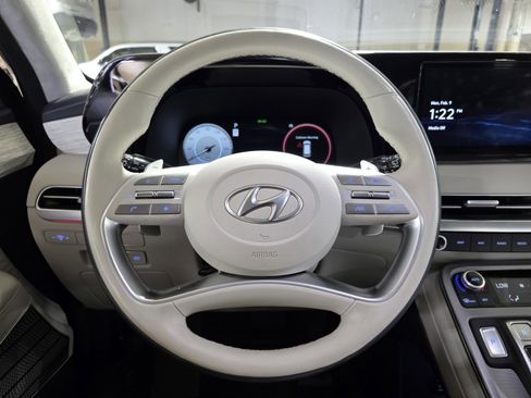 Used 2024 Hyundai Palisade Calligraphy image 20