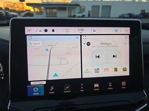 Used 2022 Jeep Compass Trailhawk w/ Trailhawk Elite Group image 21