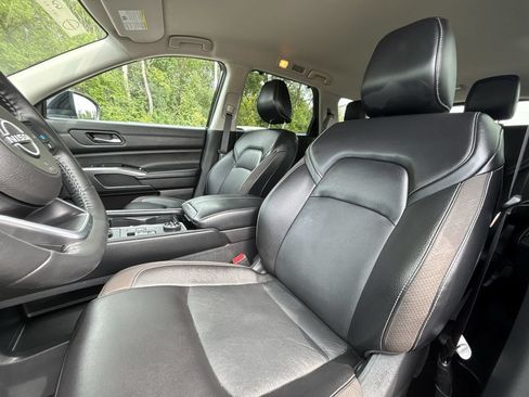 Certified 2023 Nissan Pathfinder SL AWD/4WD image 13