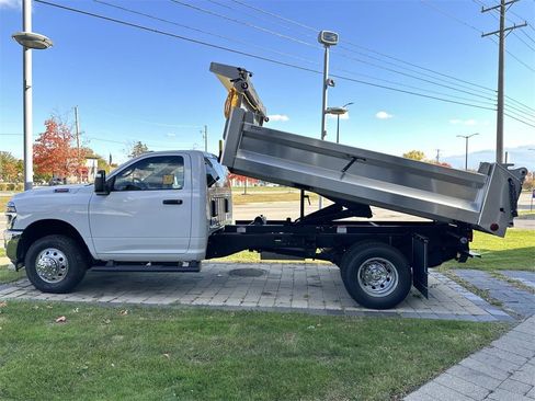 New 2026 RAM 3500 Tradesman w/ Chrome Appearance Group image 5