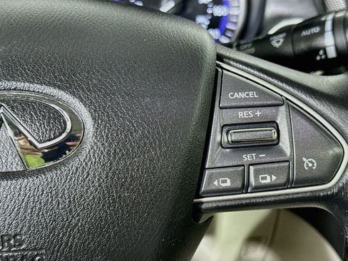 Used 2017 INFINITI Q50 3.0t Premium RWD image 13