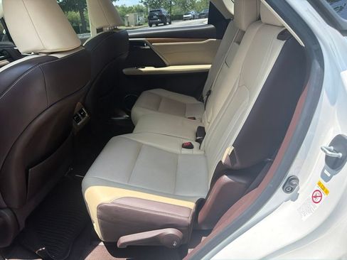 Used 2019 Lexus RX 350L FWD image 10