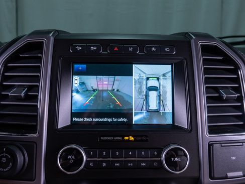Used 2021 Ford Expedition Platinum AWD/4WD image 34