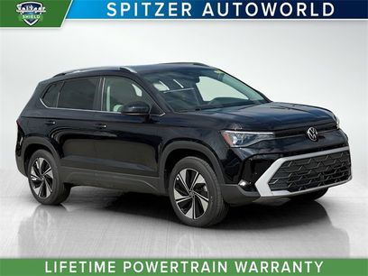 New 2025 Volkswagen Taos SE