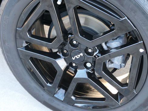 Used 2024 Kia Telluride SX Prestige X-Line image 10