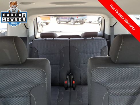 Used 2023 GMC Acadia SLE w/ Driver Convenience Package FWD image 17