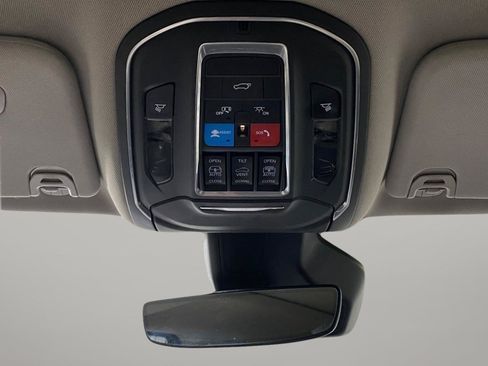 Used 2022 Jeep Wagoneer Series I w/ Premium Group I AWD/4WD image 19