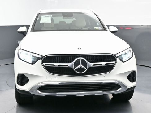 Used 2023 Mercedes-Benz GLC 300 image 3