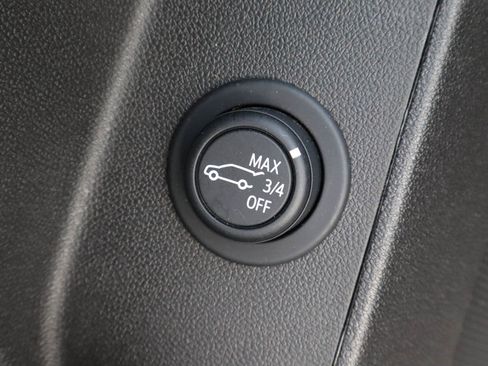 Used 2024 Chevrolet Equinox LT AWD/4WD image 16