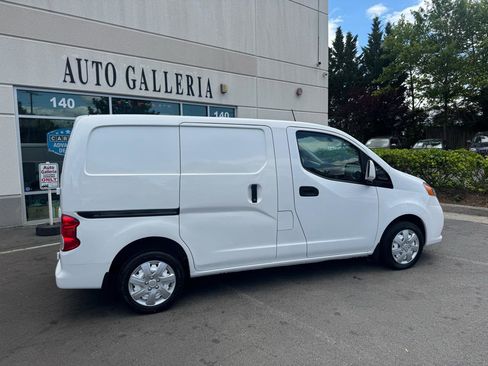 Used 2020 Nissan NV200 SV FWD image 4