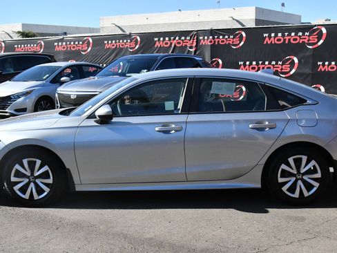 Used 2025 Honda Civic LX image 4
