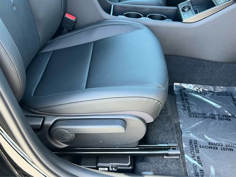 New 2026 Hyundai Kona SEL Premium image 18