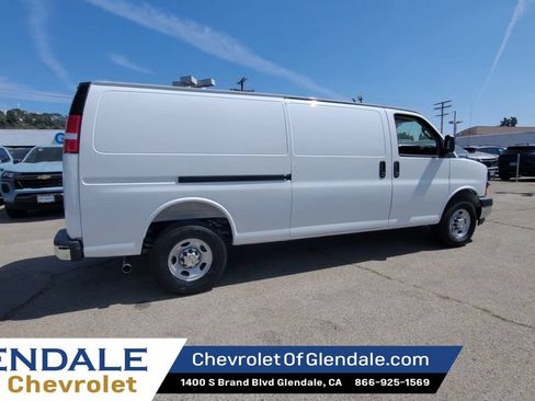 New 2026 Chevrolet Express 2500 Extended w/ Driver Convenience Package RWD image 9