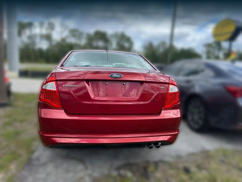 Used 2010 Ford Fusion SE FWD image 4