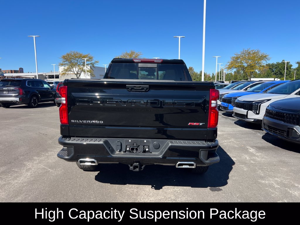 Used 2025 Chevrolet Silverado 1500 RST w/ Convenience Package II AWD/4WD image 4
