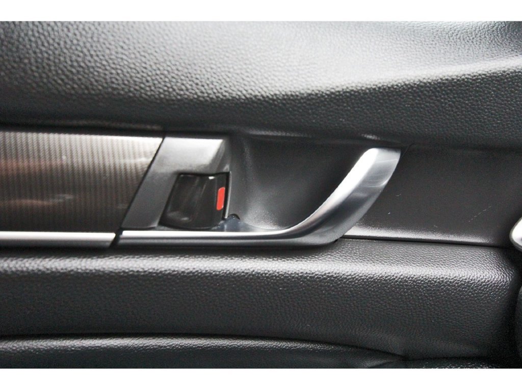 Used 2018 Honda Accord Sport image 20