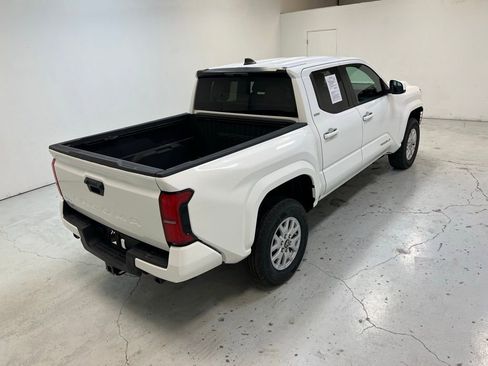 Used 2024 Toyota Tacoma SR5 AWD/4WD image 3