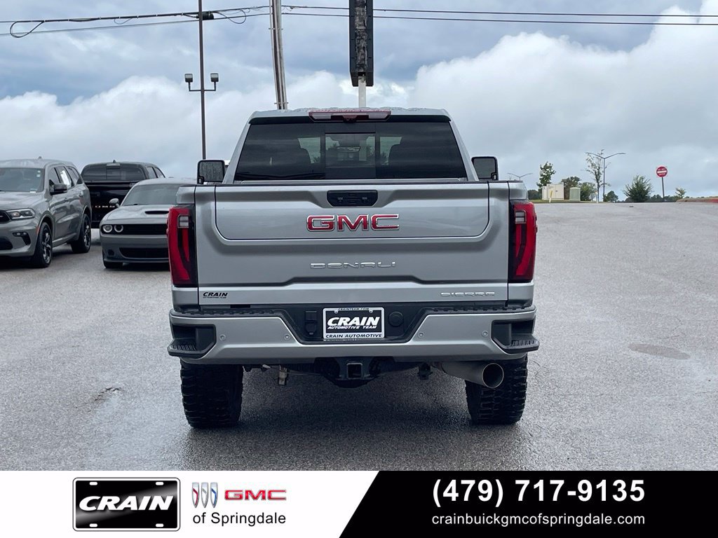 Used 2025 GMC Sierra 2500 Denali w/ Technology Package AWD/4WD image 5