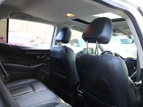 Used 2020 Subaru Outback Limited image 44