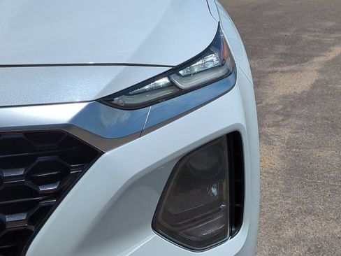 Used 2019 Hyundai Santa Fe SEL FWD image 10