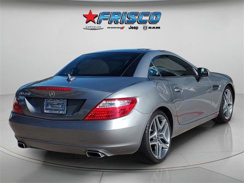 Used 2015 Mercedes-Benz SLK 250 image 10