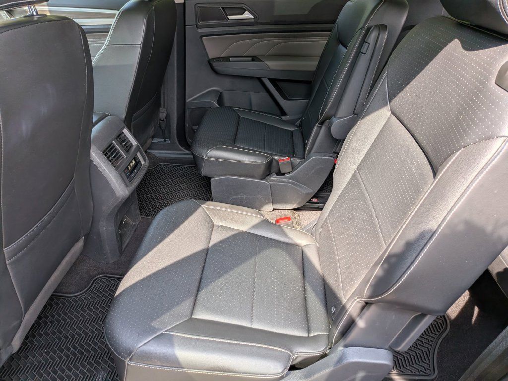 Used 2022 Volkswagen Atlas SEL AWD/4WD image 30