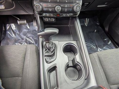 Used 2025 Dodge Durango GT AWD/4WD image 12