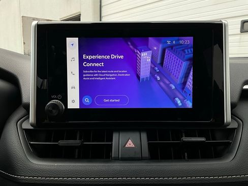 Used 2025 Toyota RAV4 XLE image 30