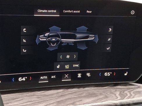 Certified 2025 Audi Q5 Premium w/ Convenience Package AWD/4WD image 16