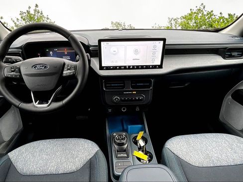 New 2025 Ford Maverick XLT w/ XLT Luxury Package image 5