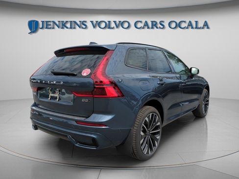 New 2026 Volvo XC60 B5 Ultra w/ Protection Package Premier image 8