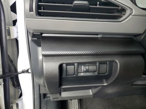 Used 2026 Subaru Crosstrek 2.0i Premium image 28