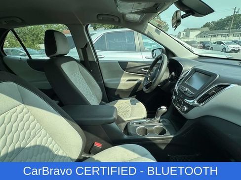 Used 2018 Chevrolet Equinox LS FWD image 2