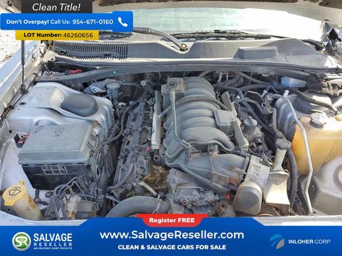 Used 2012 Dodge Challenger SRT8 w/ Premium Sound Group image 15